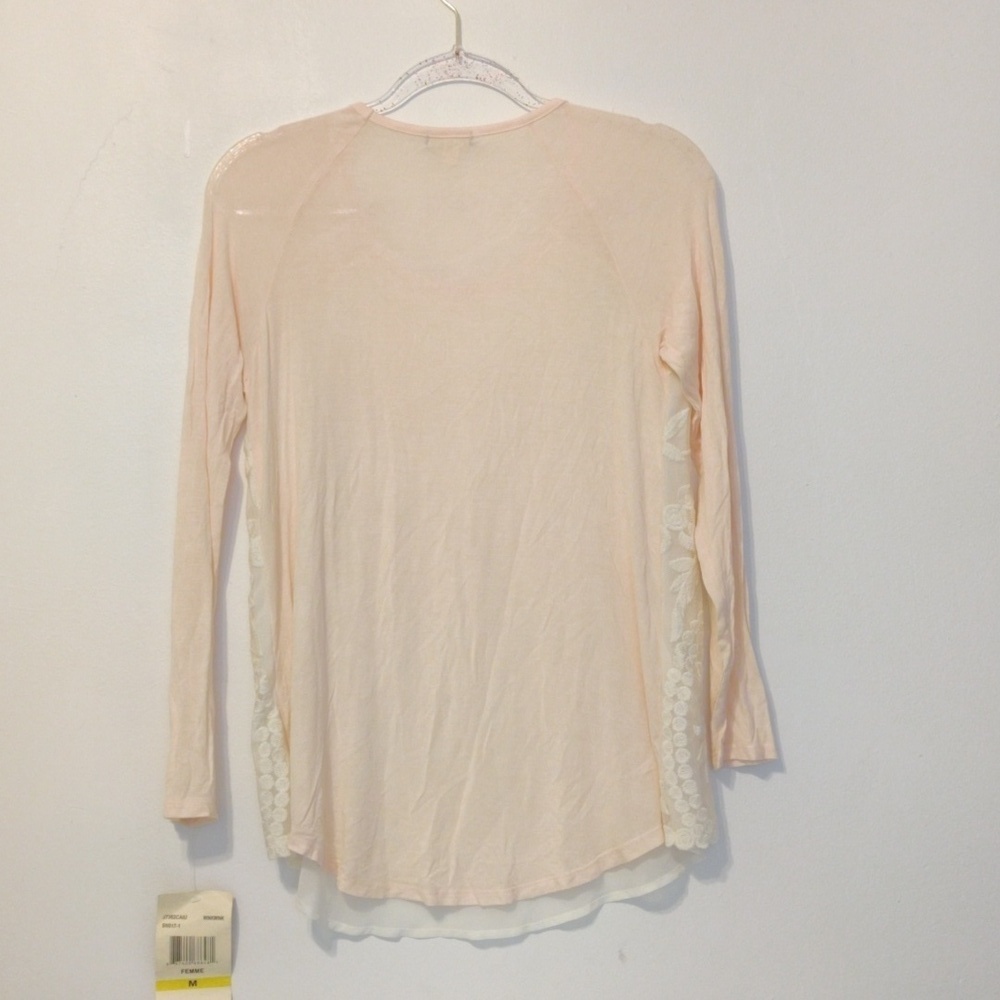 Light fabric long sleeve lace blouse - Picture 2 of 14